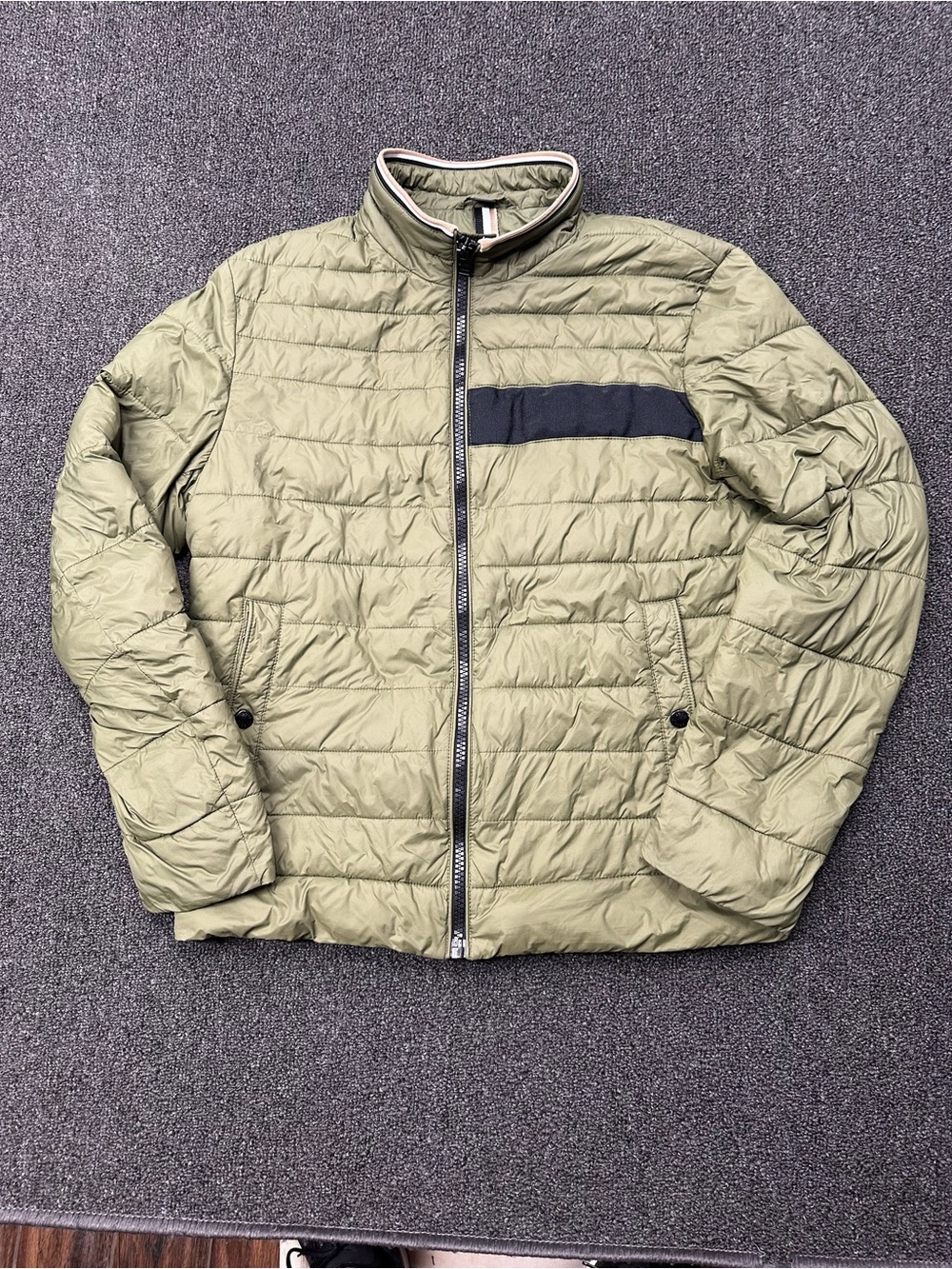 BOSS Men's Green Puffer Jacket Size 38R